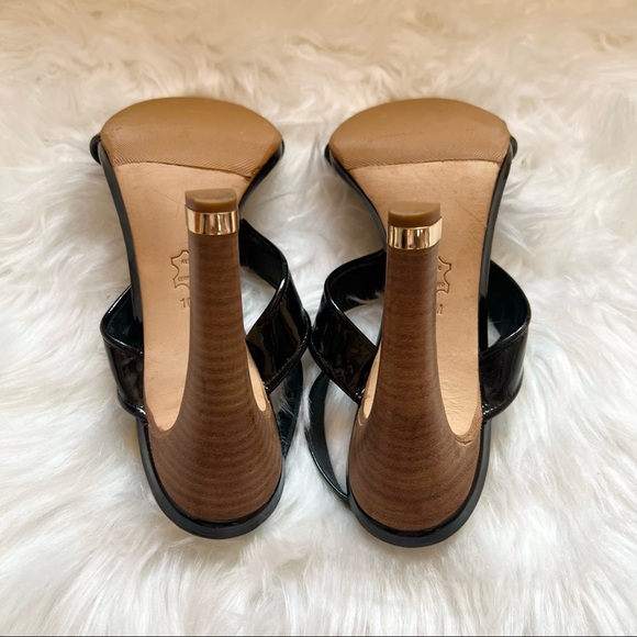 TORY BURCH Logo Patemt Heeled Slingback Sandals - Picture 9 of 10